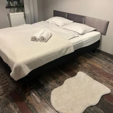 Z Dwoma Sypialniami I Tarasem