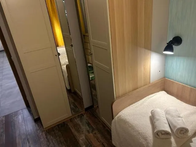 Z Dwoma Sypialniami I Tarasem Appartamento *